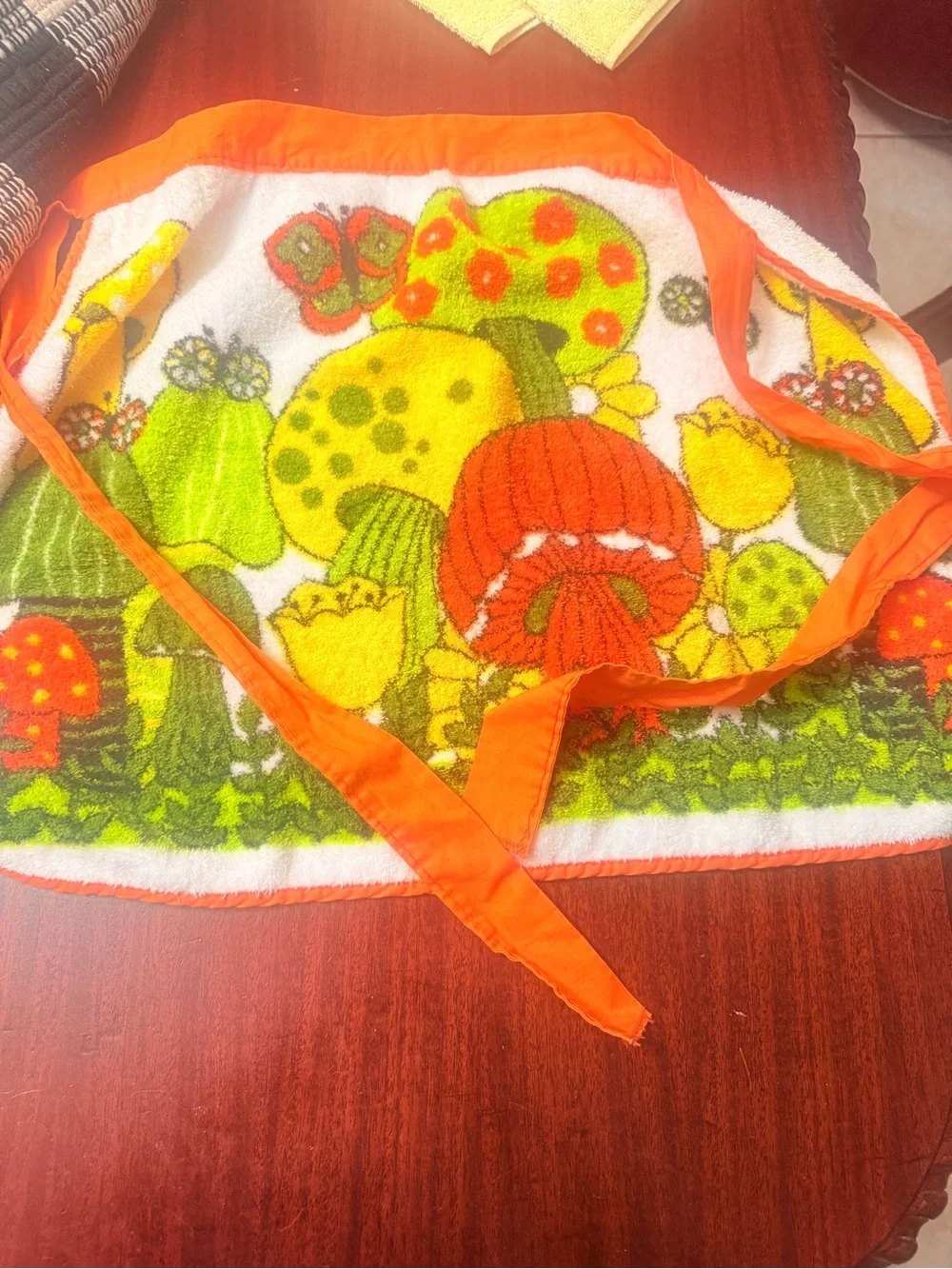 3pc SET VTG 1970s Mushroom Towel Apron‎ Kitchen Towel Yellow Crochet Top Towel